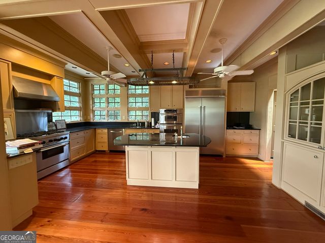 651 Brook Cir., Griffin, GA 30224