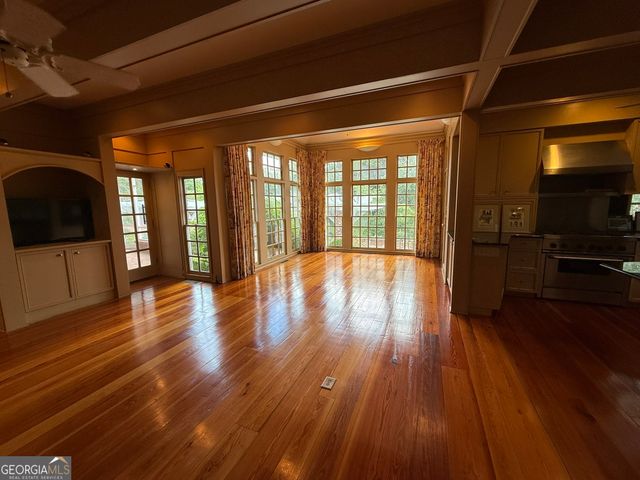 651 Brook Cir., Griffin, GA 30224