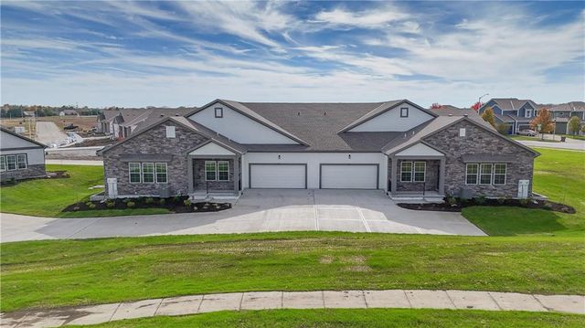 159 S Diane Drive, Olathe, KS 66061