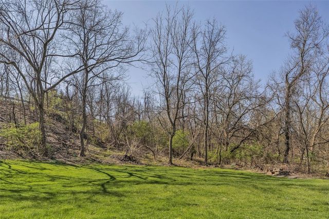 3930 Evergreen Dr, Monroeville, PA 15146