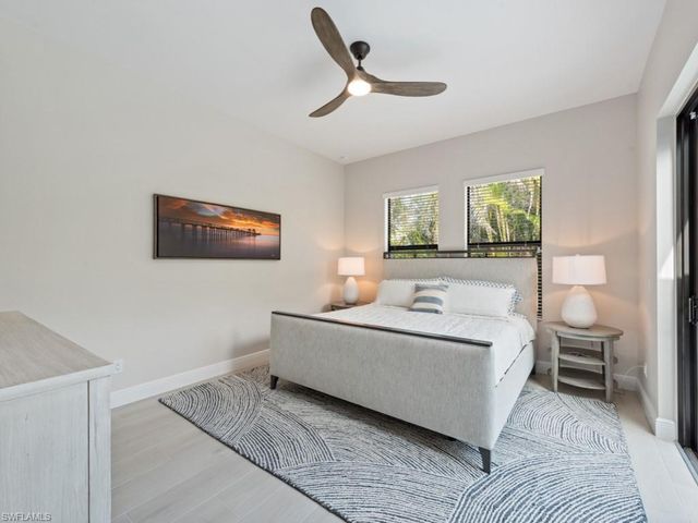 837 99th AVE N, Naples, FL 34108