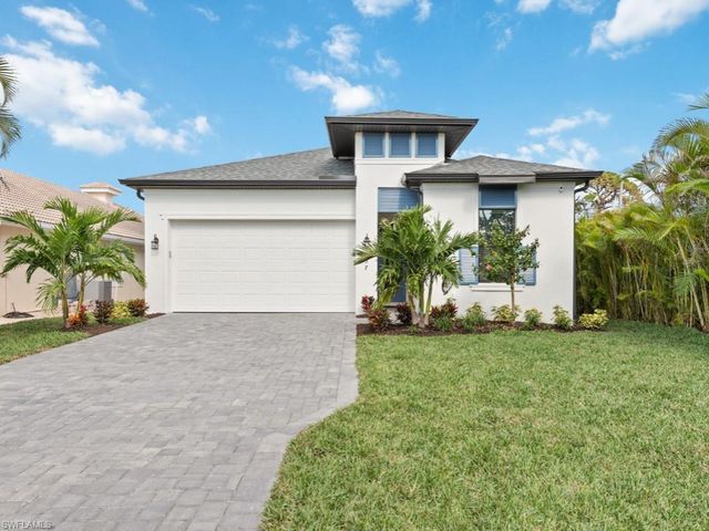 837 99th AVE N, Naples, FL 34108