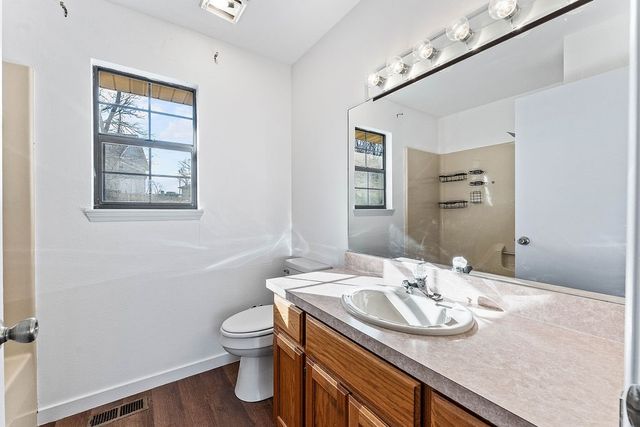 2 Donington Circle, Bella Vista, AR 72714