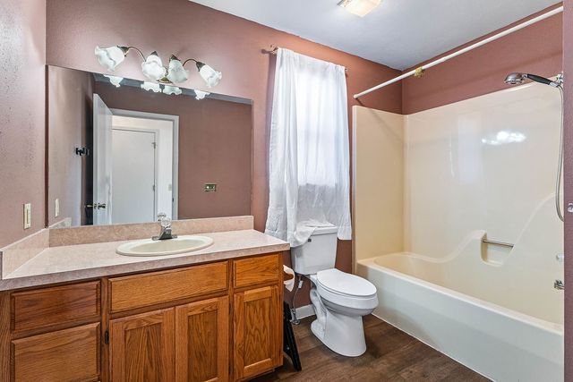 2 Donington Circle, Bella Vista, AR 72714