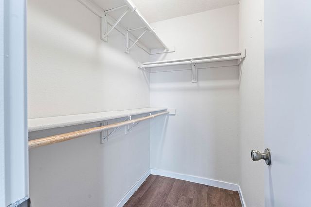 2 Donington Circle, Bella Vista, AR 72714