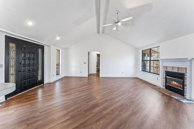 2 Donington Circle, Bella Vista, AR 72714