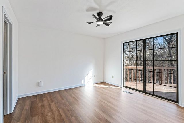 2 Donington Circle, Bella Vista, AR 72714