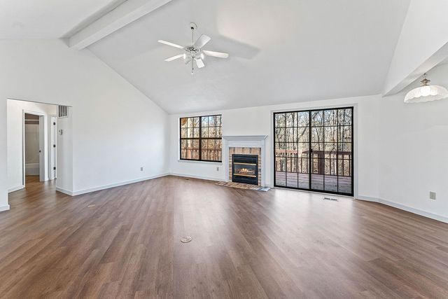 2 Donington Circle, Bella Vista, AR 72714