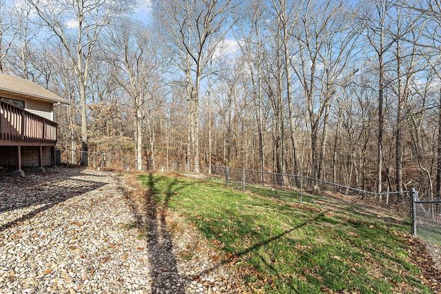 2 Donington Circle, Bella Vista, AR 72714