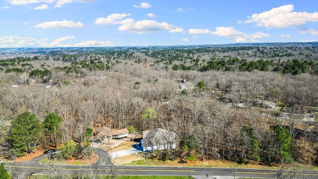 2 Donington Circle, Bella Vista, AR 72714