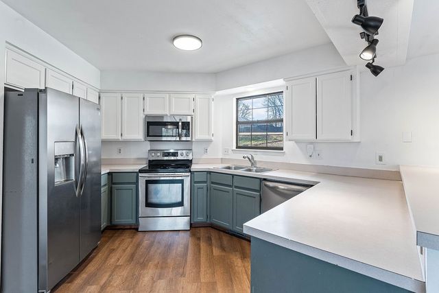 2 Donington Circle, Bella Vista, AR 72714