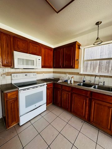 9300 Rhea Court, White Settlement, TX 76108