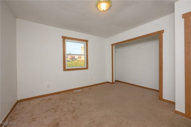 8200 Cutler Road SW, Sherrodsville, OH 44675