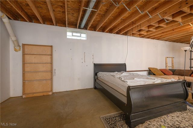 8200 Cutler Road SW, Sherrodsville, OH 44675