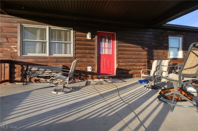 8200 Cutler Road SW, Sherrodsville, OH 44675