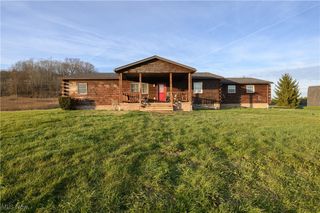 8200 Cutler Road SW, Sherrodsville, OH 44675