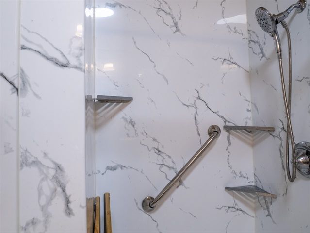 611 NW Waterford Drive, Lawton, OK 73505