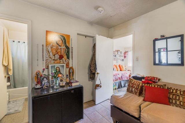 545 Dallas Street SE, Albuquerque, NM 87108