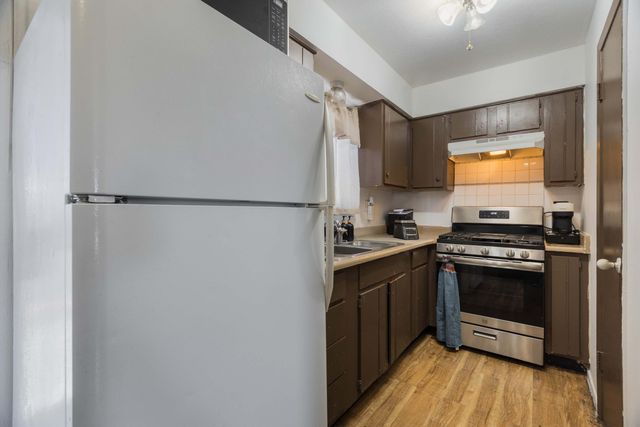 545 Dallas Street SE, Albuquerque, NM 87108