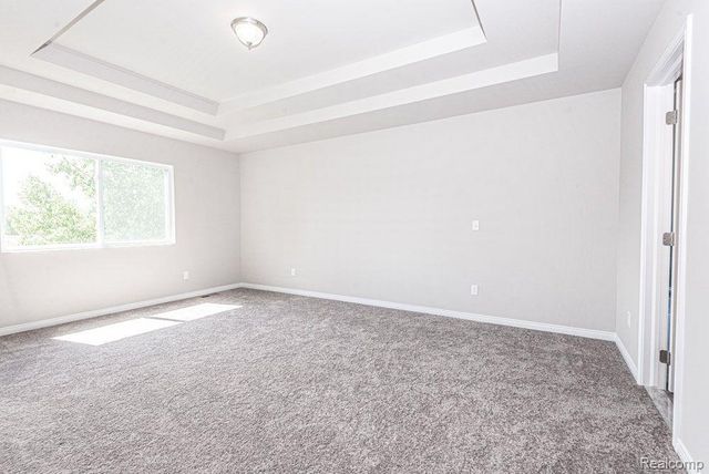135 Parker Lane, Ortonville, MI 48462