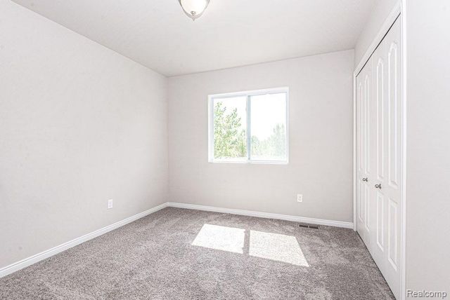 135 Parker Lane, Ortonville, MI 48462