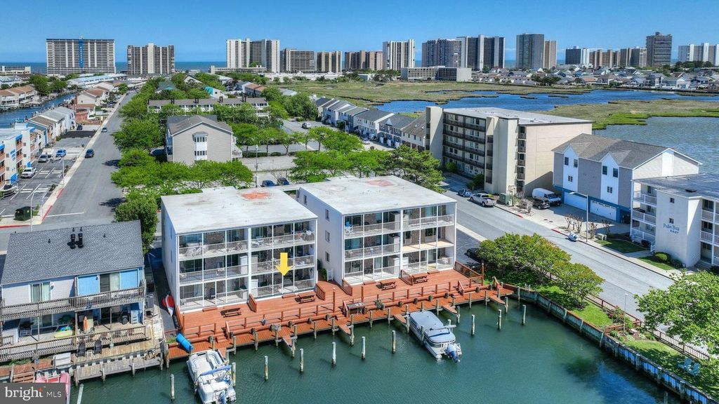 Image 3 of property listing at 11603 WINDWARD DR #A, Ocean City, MD 21842