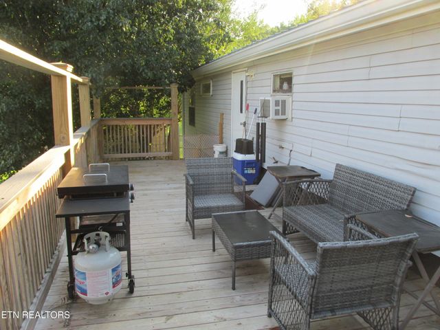 234 Scenic View Rd, Madisonville, TN 37354