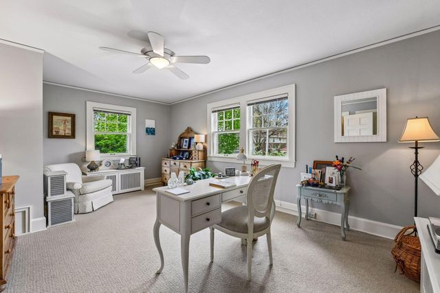 2240 W Lake Of The Isles Parkway, Minneapolis, MN 55405