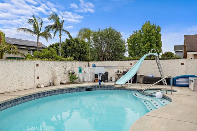 14122 Uxbridge Street, Westminster, CA 92683