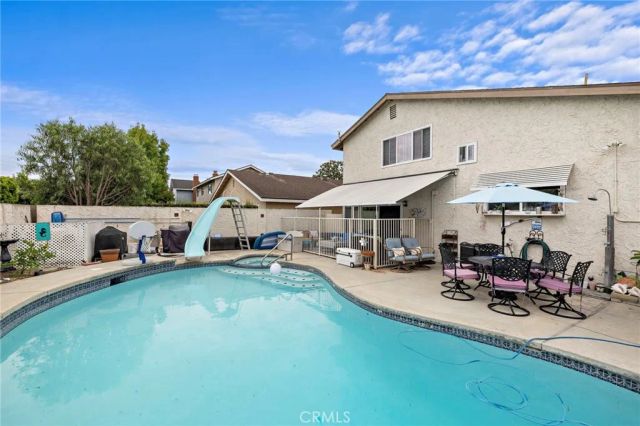 14122 Uxbridge Street, Westminster, CA 92683