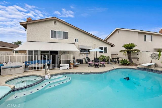 14122 Uxbridge Street, Westminster, CA 92683