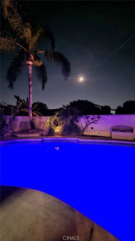 14122 Uxbridge Street, Westminster, CA 92683