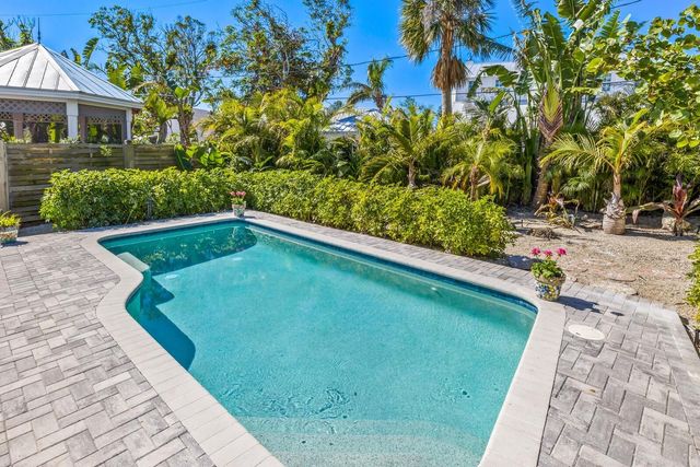 351 TARPON AVENUE, Boca Grande, FL 33921