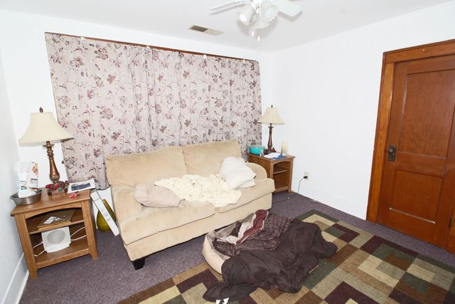 110 E FRANKLIN ST, Jefferson City, MO 65101