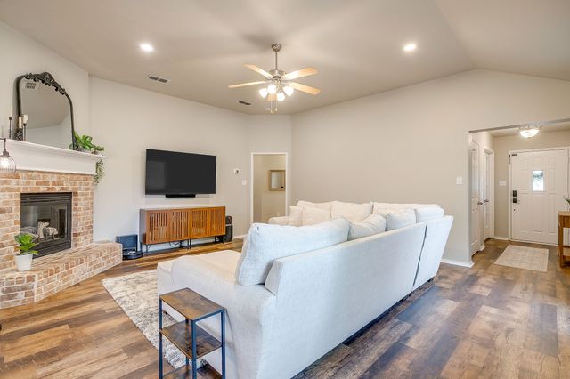 6532 Sierra Madre Drive, Fort Worth, TX 76179