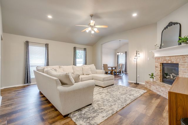6532 Sierra Madre Drive, Fort Worth, TX 76179