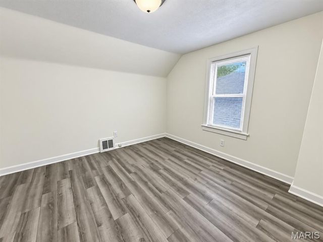 2108 Main Street, Alton, IL 62002
