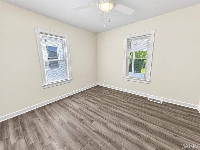 2108 Main Street, Alton, IL 62002