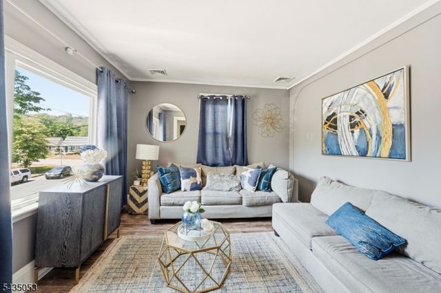 30 Rockview Ter, North Plainfield Boro, NJ 07060
