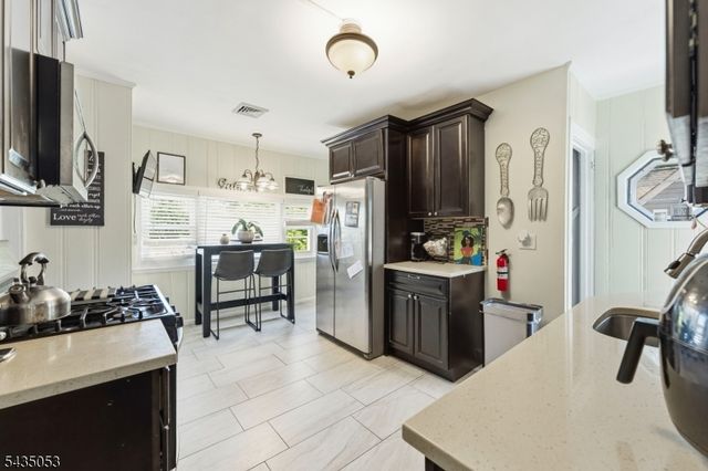 30 Rockview Ter, North Plainfield Boro, NJ 07060