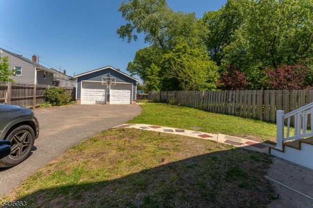 30 Rockview Ter, North Plainfield Boro, NJ 07060