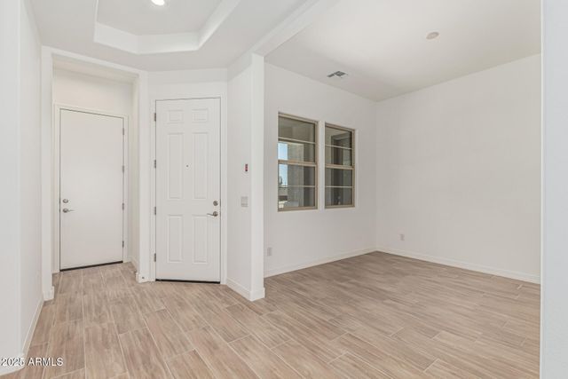 16494 W CREEDANCE Boulevard, Surprise, AZ 85387