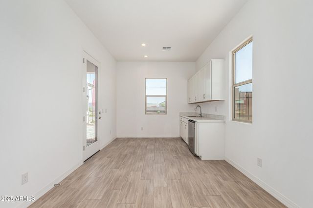 16494 W CREEDANCE Boulevard, Surprise, AZ 85387