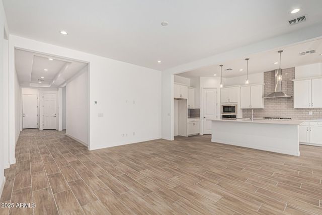 16494 W CREEDANCE Boulevard, Surprise, AZ 85387