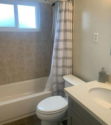 885 Laurel Avenue, Belmont, CA 94002