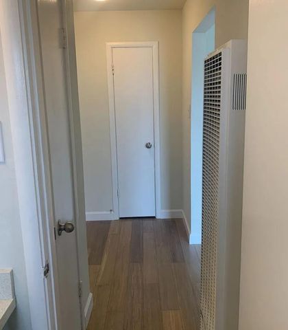 885 Laurel Avenue, Belmont, CA 94002