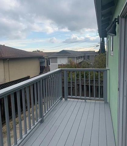 885 Laurel Avenue, Belmont, CA 94002