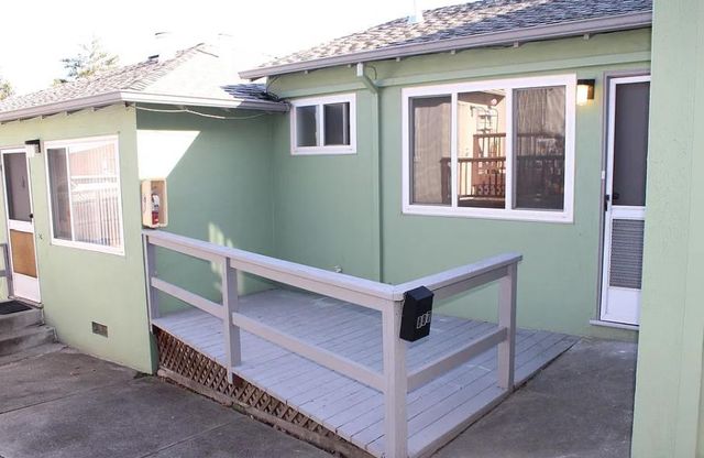 885 Laurel Avenue, Belmont, CA 94002