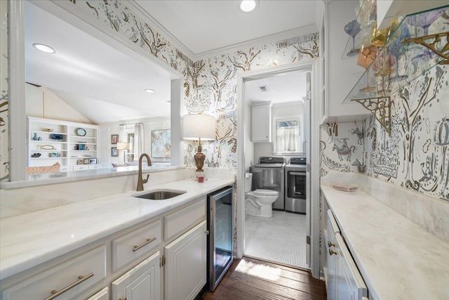 2126 DALKEITH DR, Germantown, TN 38139