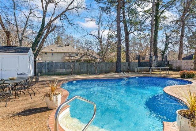 2126 DALKEITH DR, Germantown, TN 38139